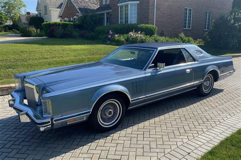 1979 lincoln continental givenchy.